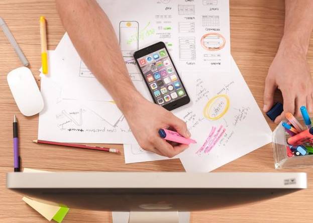 Services und Wartungen für Ihre Website Services und Wartungen für Ihre Website
